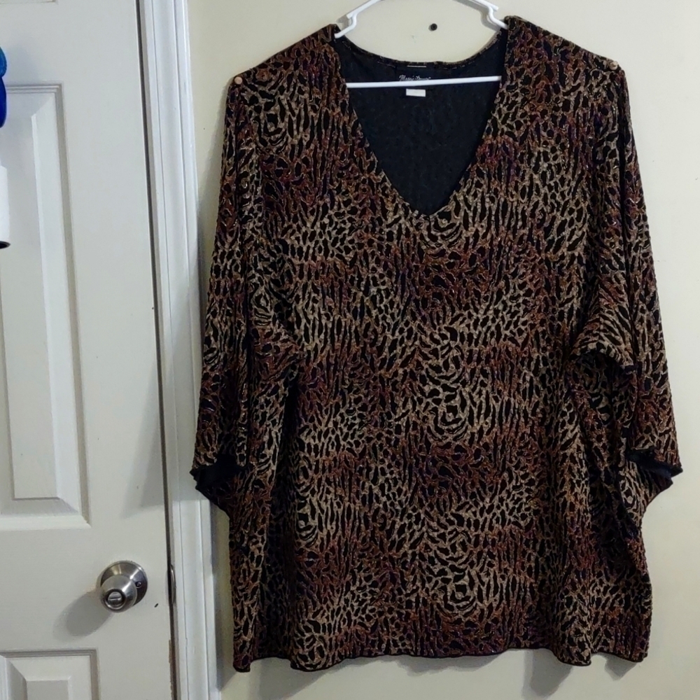 Maggie Barnes animal print Plus size Top